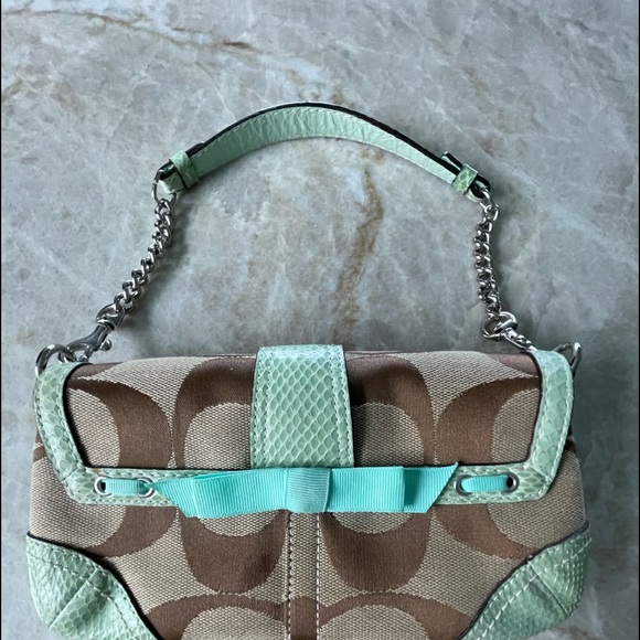 Coach mini hand bag with light green snake skin trim - Picture 2 of 4